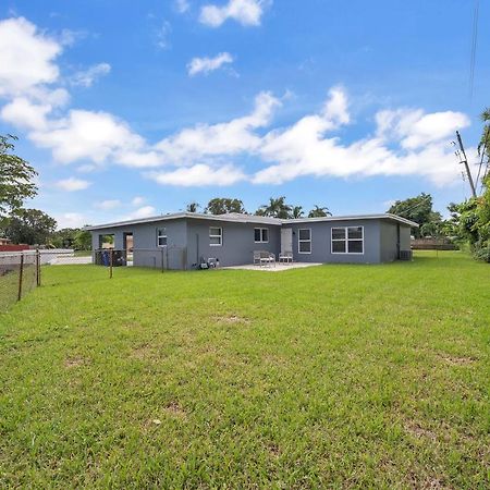 Sweet Escape 5 Br/2Ba Min From Airport And Beach Fort Lauderdale Exterior foto